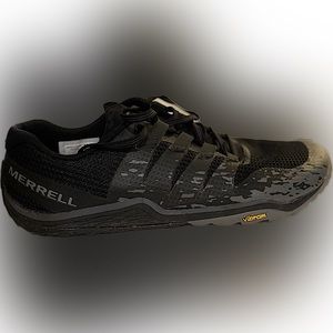 MERRELL TRAIL GLOVE 5